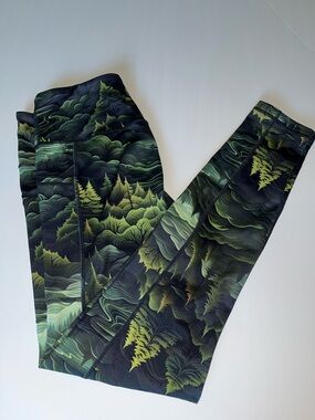 Constantly Varied Gear Size Medium Green Escape Leggings
